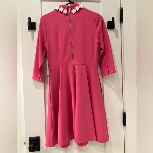 Adorable NWT Kate Spade Pink Dress with Flower Collar Size Small - Picture 2 of 4